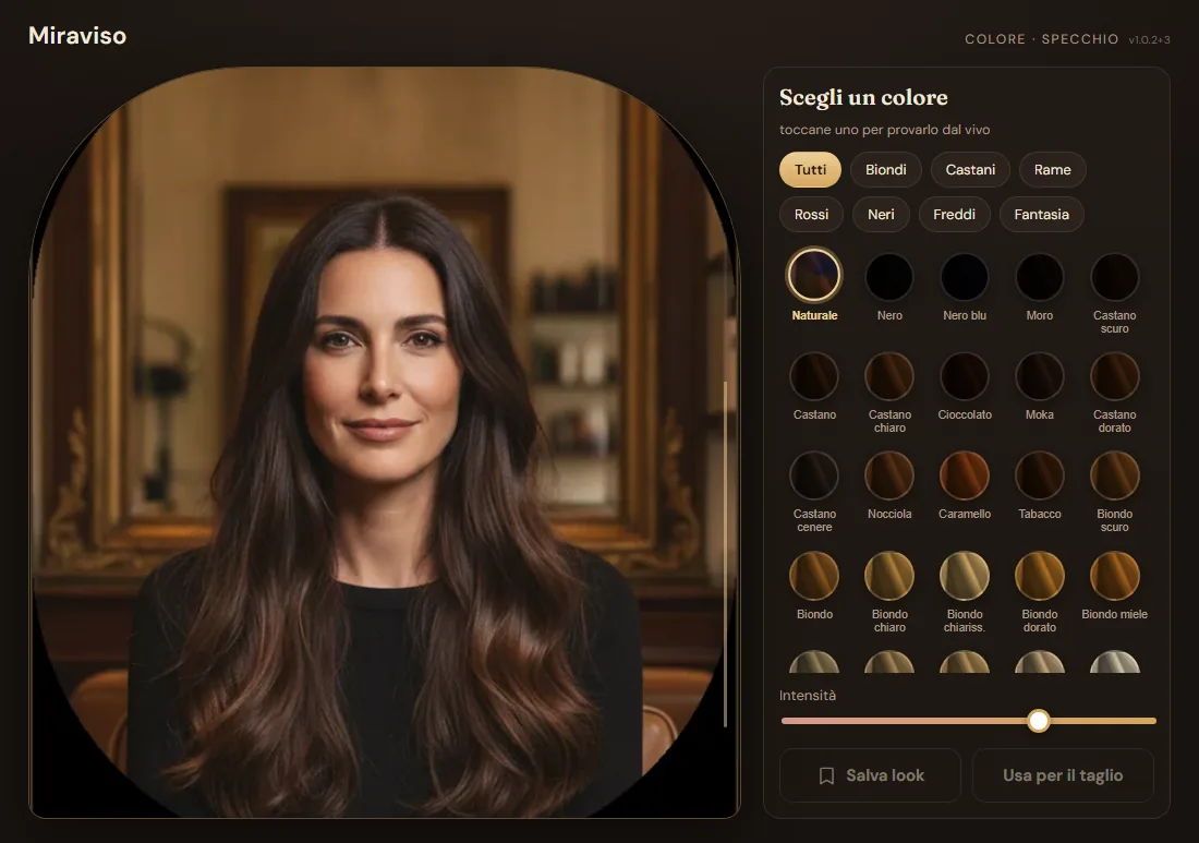 La schermata dell'app per parrucchieri sul tablet: lo specchio virtuale a sinistra, la palette dei colori a destra